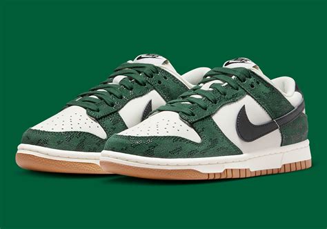 nike dunk low green snakeskin